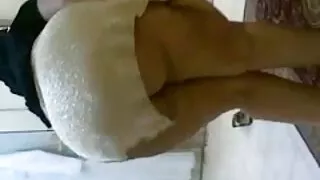 दुई कुखुरा र गालामा वेश्या थप्पड द्वारा गडबड गधा मा कुतिया