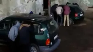 यो गोरा एक सुपर डिल्डो संग उनको गधा बकवास गर्न एक अनूठा इच्छा छ